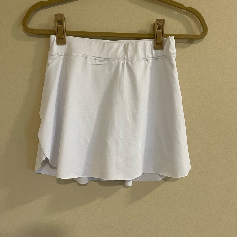 SHEIN white athletic skort​​​​​